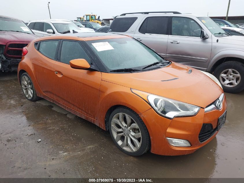 2013 Hyundai Veloster Base W/Black VIN: KMHTC6AD6DU145157 Lot: 37959075