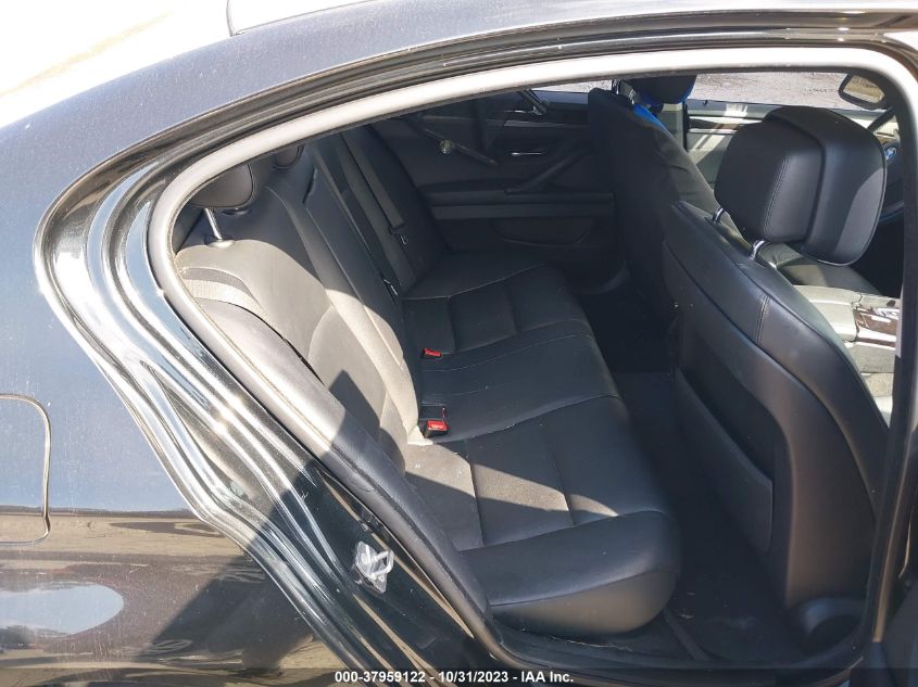 2011 BMW 5 Series 535I VIN: WBAFR7C59BC807826 Lot: 37959122