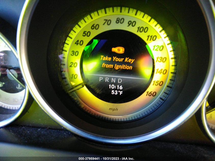 2014 MERCEDES-BENZ C 250 SPORT/LUXURY - WDDGF4HB2EA961068