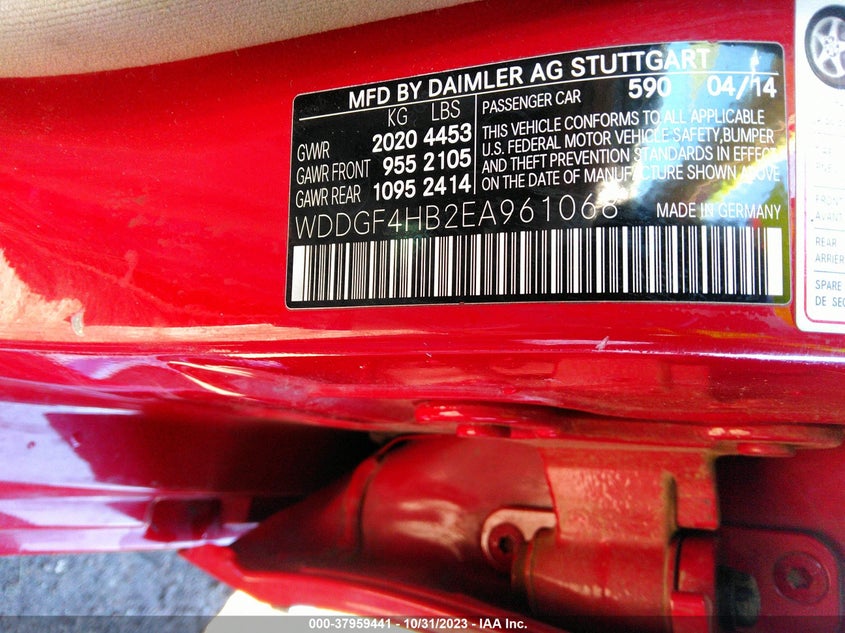2014 MERCEDES-BENZ C 250 SPORT/LUXURY - WDDGF4HB2EA961068