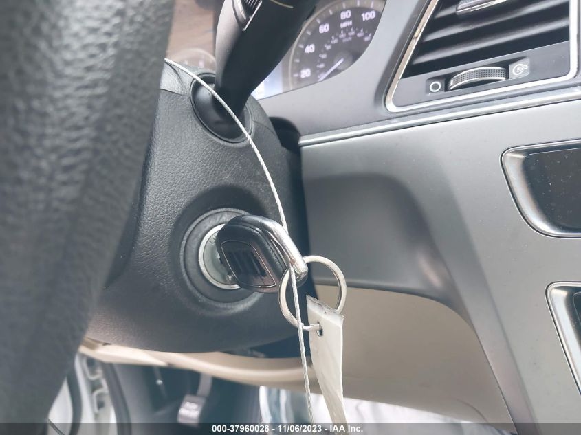 2015 Hyundai Sonata 2.4L Se VIN: 5NPE24AF7FH146708 Lot: 37960028