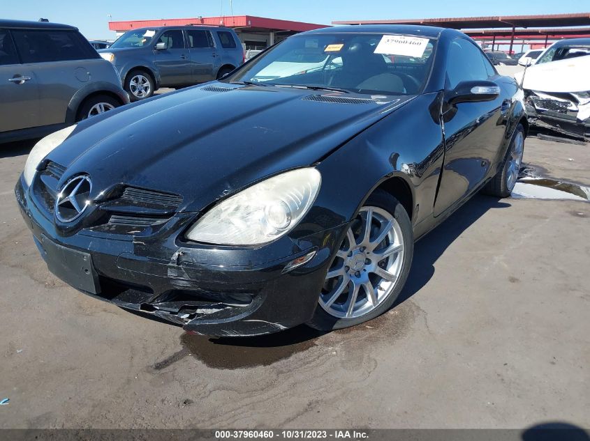 2007 Mercedes-Benz Slk 350 3.5L VIN: WDBWK56F67F148463 Lot: 37960460