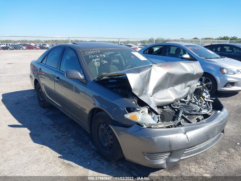 2005 Toyota Camry Le VIN: 4T1BE32K25U957736 Lot: 37960647