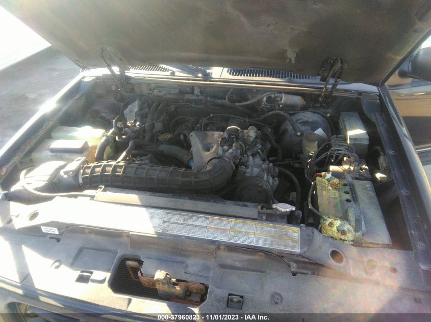 2000 Ford Explorer Xls VIN: 1FMZU72X9YUA97391 Lot: 37960823