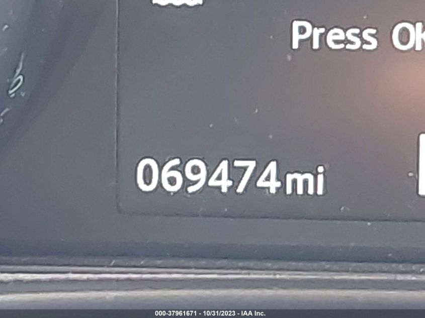 2017 Jaguar Xe 25T Premium VIN: SAJAD4BG0HA975146 Lot: 37961671