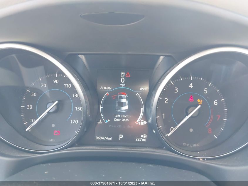 2017 Jaguar Xe 25T Premium VIN: SAJAD4BG0HA975146 Lot: 37961671