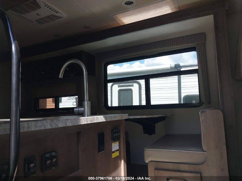 2019 Ford Econoline - 1FDXE4FS4KDC17963