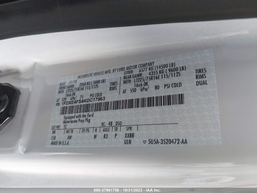 2019 Ford Econoline - 1FDXE4FS4KDC17963