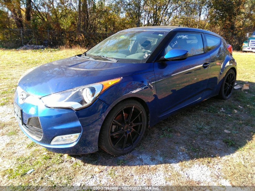 2017 Hyundai Veloster Value Edition VIN: KMHTC6AD7HU323227 Lot: 37962486