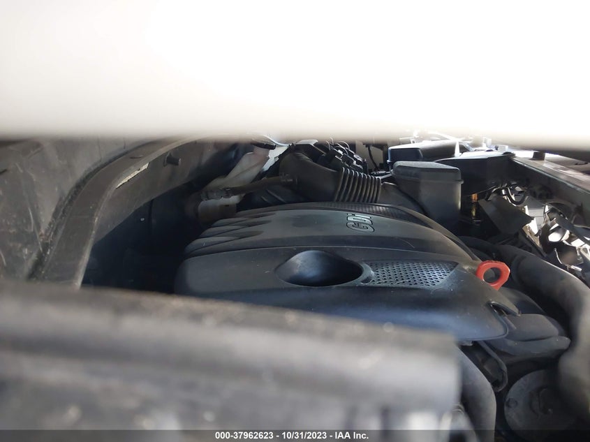 2014 Hyundai Santa Fe Sport 2.4L VIN: 5XYZUDLB4EG211199 Lot: 37962623