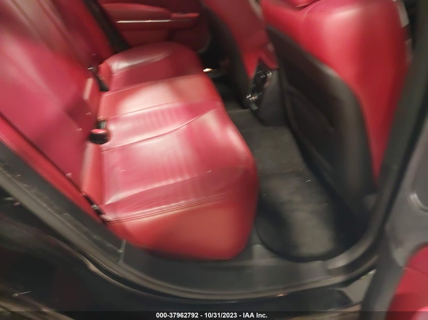 2013 Dodge Charger R/T VIN: 2C3CDXDT2DH608235 Lot: 37962792