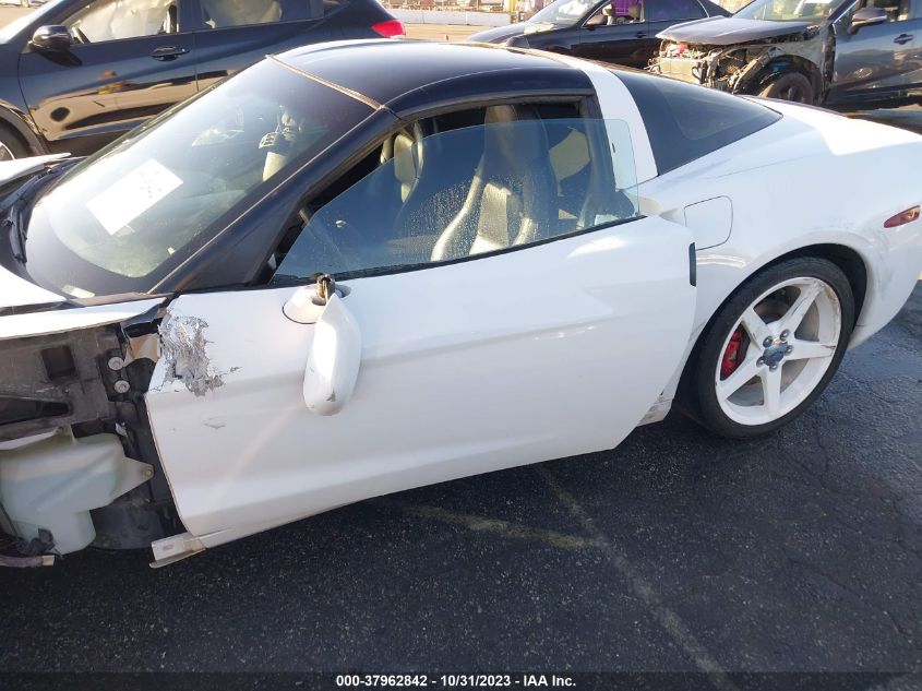 2005 Chevrolet Corvette VIN: 1G1YY24U555115782 Lot: 37962842