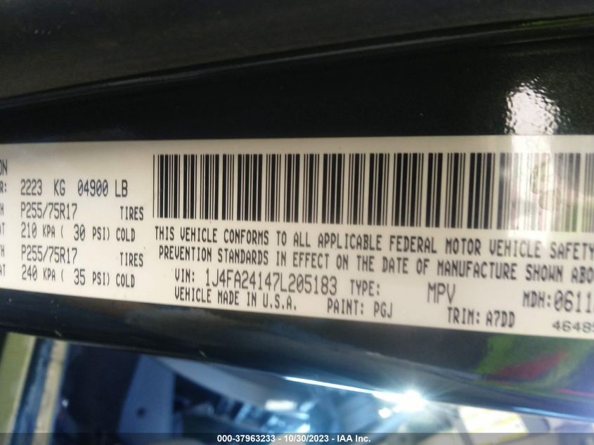 2007 Jeep Wrangler X VIN: 1J4FA24147L205183 Lot: 37963233