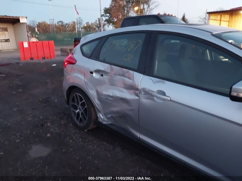 2017 Ford Focus Sel VIN: 1FADP3M23HL337272 Lot: 37963387