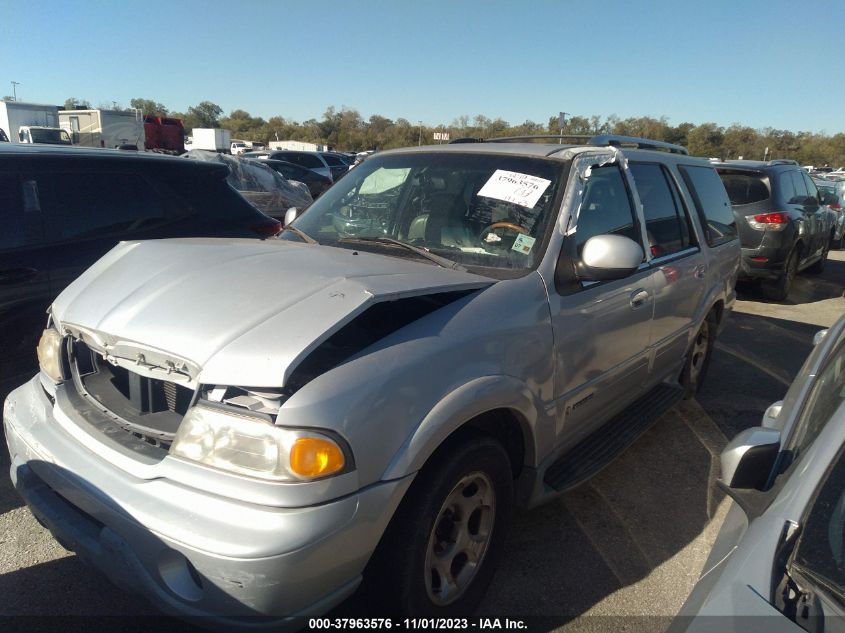 5LMEU27A5YLJ30038 2000 Lincoln Navigator