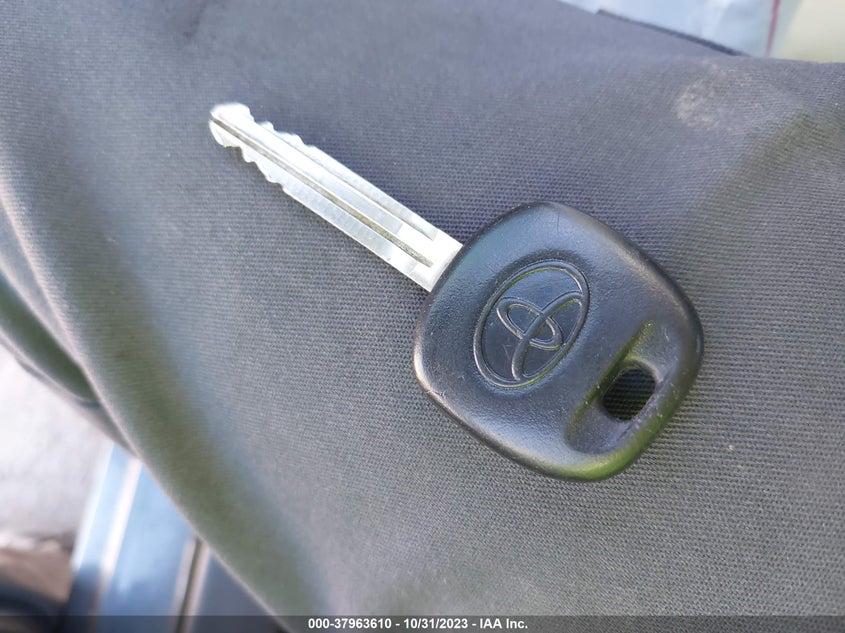 2016 Toyota Corolla L VIN: 2T1BURHE2GC599484 Lot: 37963610