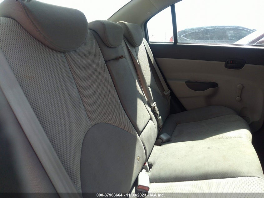 2008 Hyundai Accent Gls VIN: KMHCN46C48U277368 Lot: 37963664