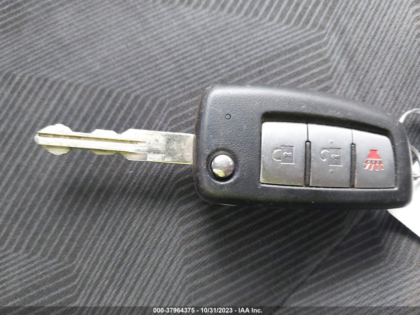 2015 Nissan Rogue S VIN: KNMAT2MV1FP561871 Lot: 37964375