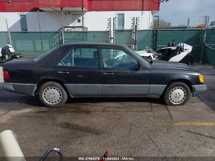 1990 Mercedes-Benz 300 E VIN: WDBEA30D2LB119361 Lot: 37964376