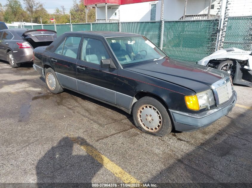 1990 Mercedes-Benz 300 E VIN: WDBEA30D2LB119361 Lot: 37964376