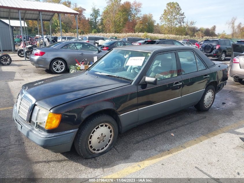 1990 Mercedes-Benz 300 E VIN: WDBEA30D2LB119361 Lot: 37964376