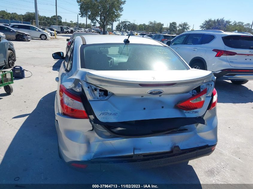 2014 Ford Focus Se VIN: 1FADP3F27EL323285 Lot: 37964713