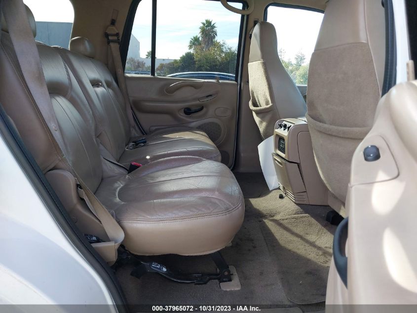 2002 Ford Expedition Eddie Bauer VIN: 1FMRU17L02LA21333 Lot: 37965072