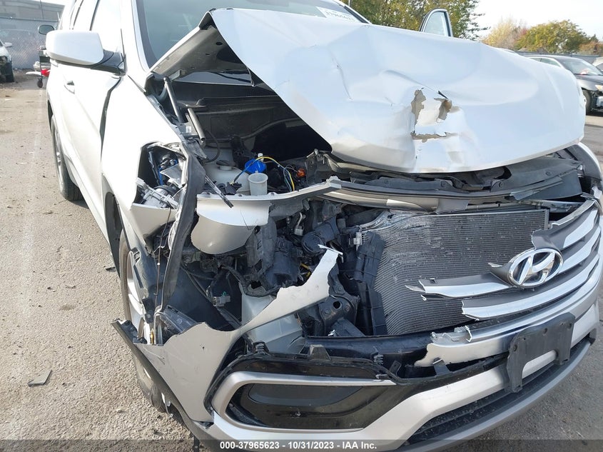 2017 Hyundai Santa Fe Sport 2.4L VIN: 5XYZTDLB7HG381662 Lot: 37965623