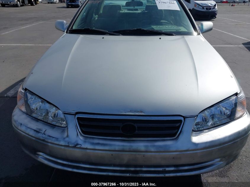 2000 Toyota Camry Le/Xle VIN: JT2BF28K8Y0253368 Lot: 37967266