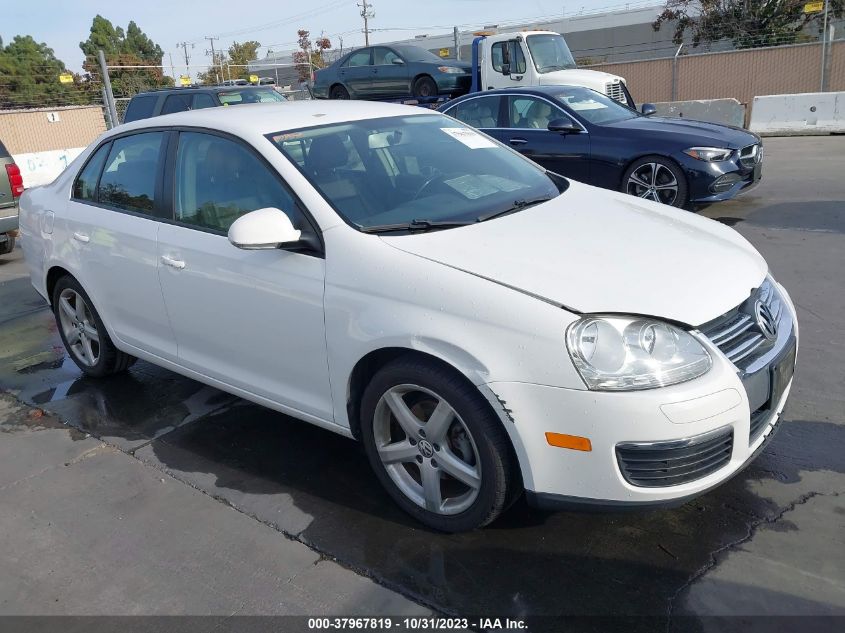 2010 Volkswagen Jetta Sedan Limited VIN: 3VWAZ7AJXAM128364 Lot: 37967819