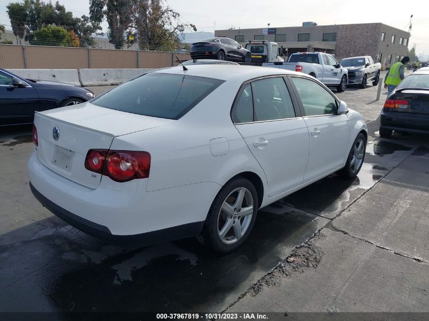 2010 Volkswagen Jetta Sedan Limited VIN: 3VWAZ7AJXAM128364 Lot: 37967819