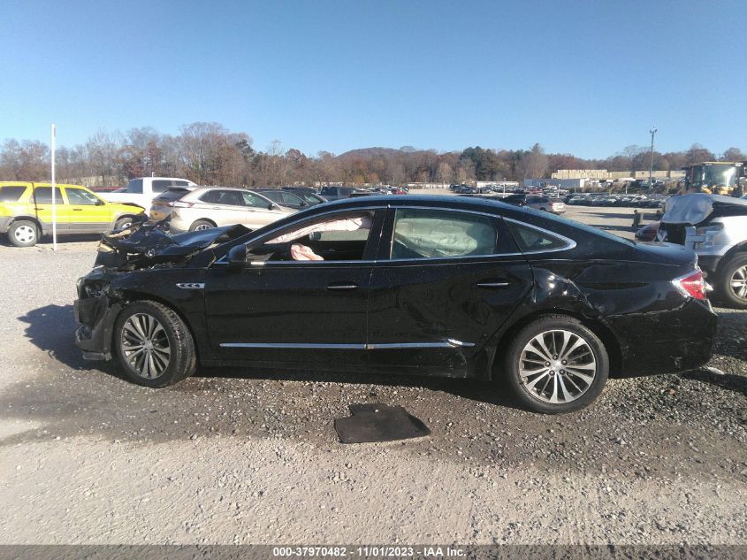 2017 Buick Lacrosse Essence VIN: 1G4ZP5SS6HU208477 Lot: 37970482