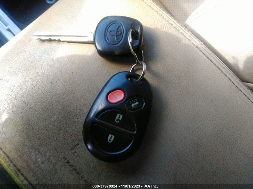 2007 Toyota Camry Solara Se V6/Sle V6/Sport V6 VIN: 4T1CA30P27U130532 Lot: 37970924