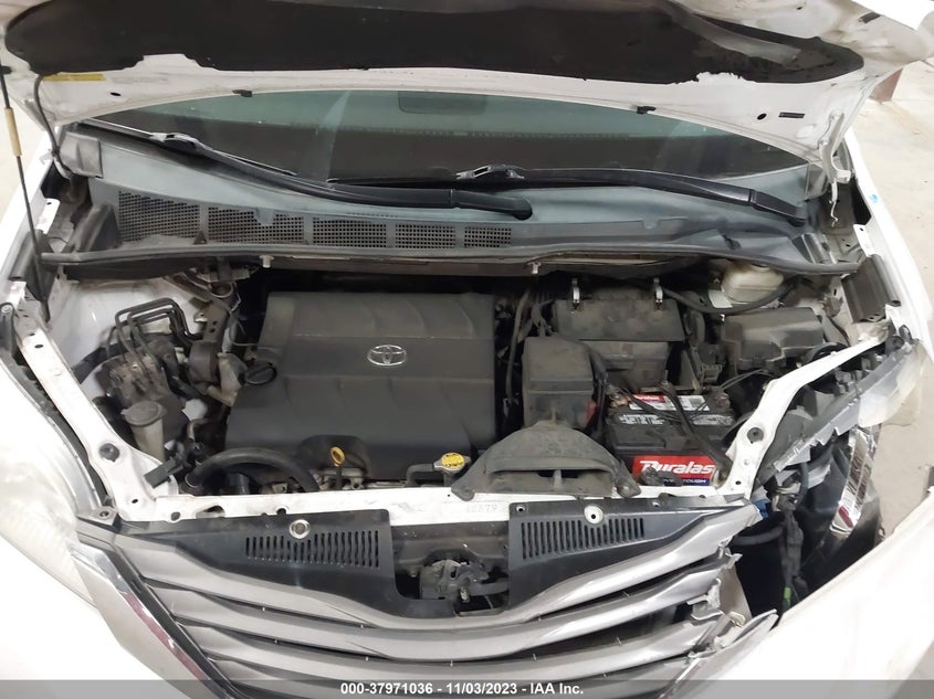 2011 Toyota Sienna Limited/Xle VIN: 5TDDK3DCXBS023920 Lot: 37971036