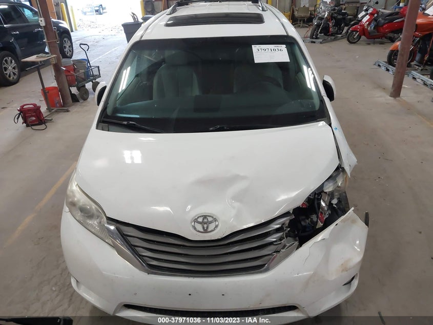 2011 Toyota Sienna Limited/Xle VIN: 5TDDK3DCXBS023920 Lot: 37971036