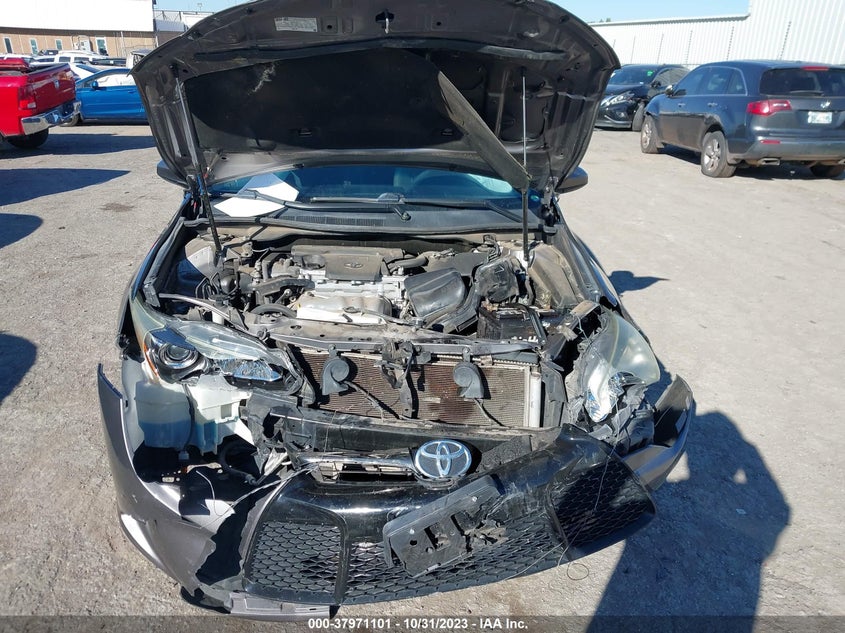 2015 Toyota Camry Le/Xle/Se/Xse VIN: 4T1BF1FK8FU058277 Lot: 37971101