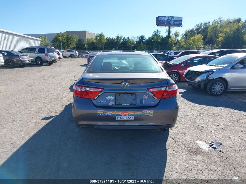 2015 Toyota Camry Le/Xle/Se/Xse VIN: 4T1BF1FK8FU058277 Lot: 37971101