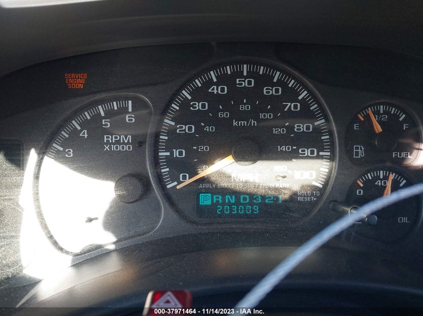 2001 Chevrolet Suburban Lt VIN: 3GNFK16T51G272446 Lot: 37971464