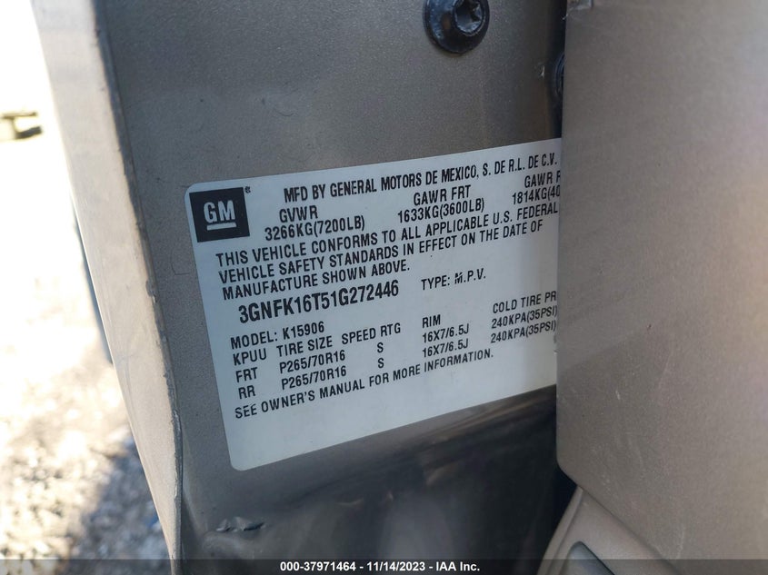 2001 Chevrolet Suburban Lt VIN: 3GNFK16T51G272446 Lot: 37971464