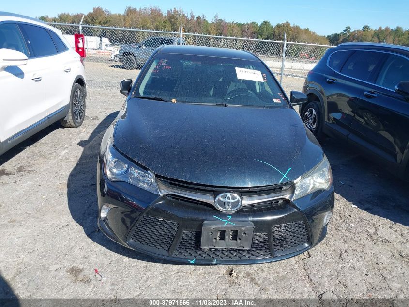 2016 Toyota Camry Xle/Se/Le/Xse VIN: 4T1BF1FK2GU558811 Lot: 37971866