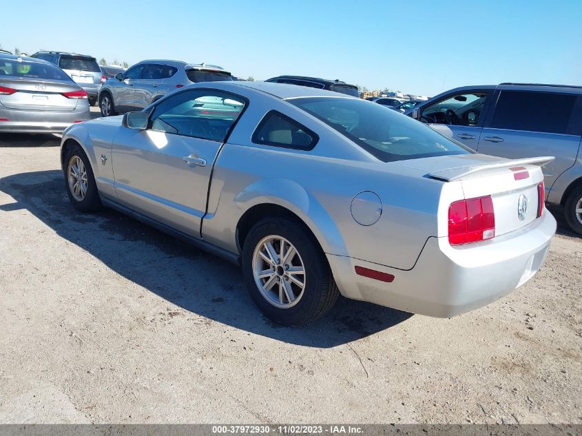 2009 Ford Mustang V6/V6 Premium VIN: 1ZVHT80N095121371 Lot: 37972930