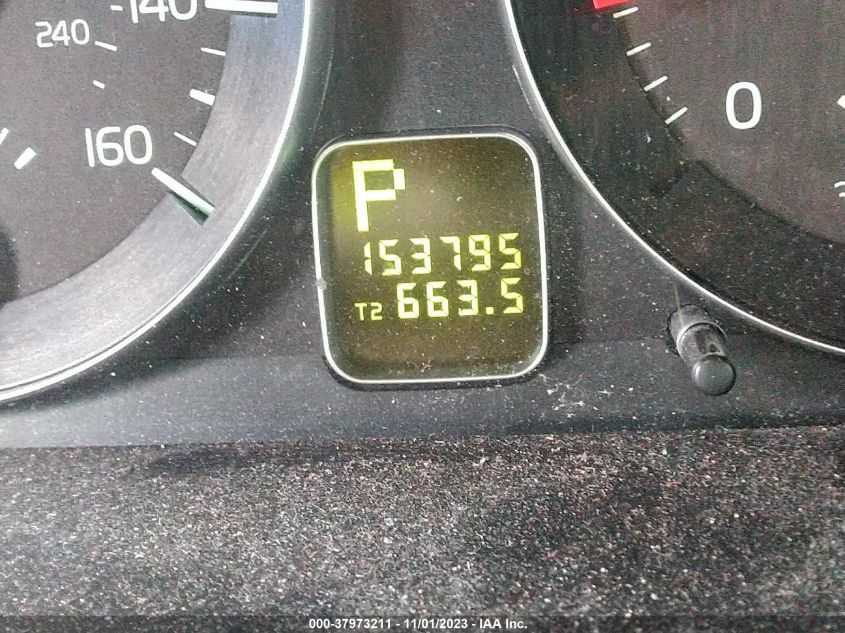 2011 Volvo S40 T5/T5 R-Design VIN: YV1672MS2B2545261 Lot: 37973211