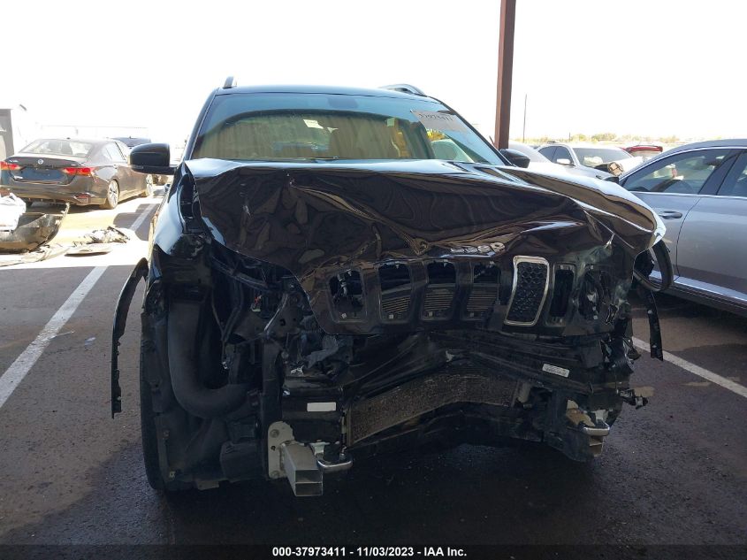 2019 Jeep Cherokee Overland 4X4 VIN: 1C4PJMJX0KD331137 Lot: 37973411