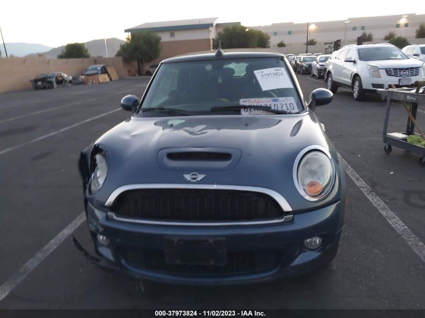 2010 Mini Cooper Convertible S VIN: WMWMS3C59ATY08817 Lot: 37973824