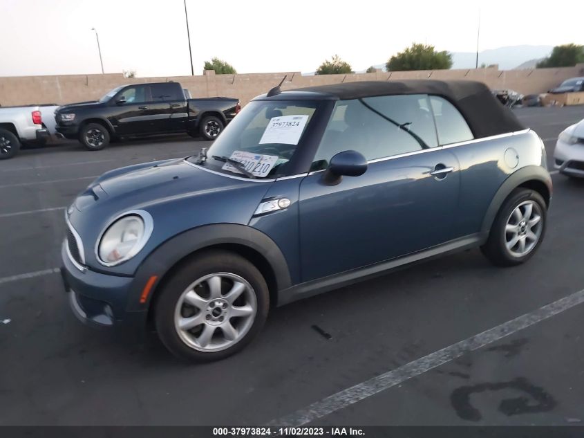 2010 Mini Cooper Convertible S VIN: WMWMS3C59ATY08817 Lot: 37973824