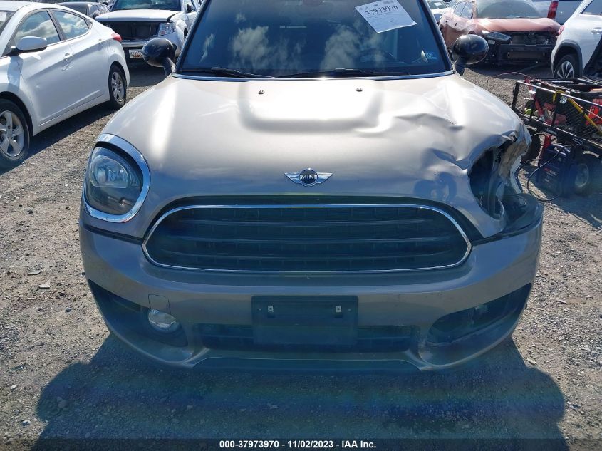 2018 Mini Countryman Cooper VIN: WMZYV5C3XJ3E04899 Lot: 37973970