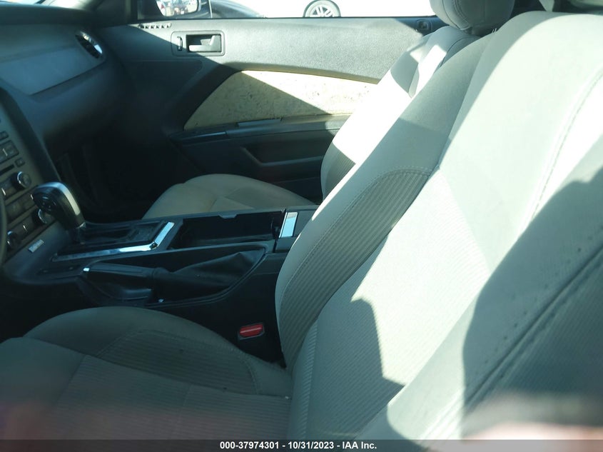 2014 Ford Mustang V6 VIN: 1ZVBP8AM0E5201005 Lot: 37974301