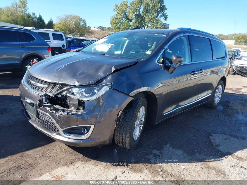 2018 Chrysler Pacifica Touring L VIN: 2C4RC1BG7JR357441 Lot: 37974602