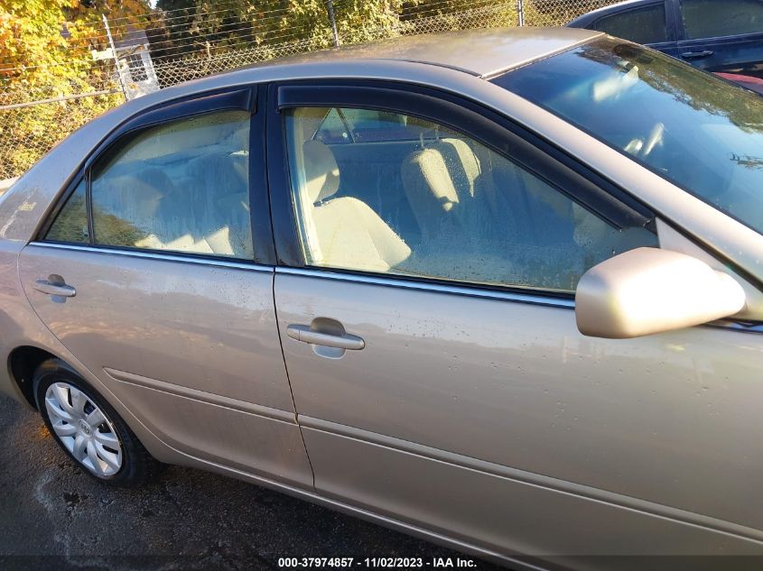 2005 Toyota Camry Le VIN: 4T1BE32K35U100535 Lot: 37974857