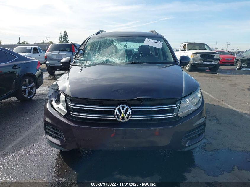 2016 Volkswagen Tiguan S VIN: WVGAV7AX9GW587747 Lot: 37975022